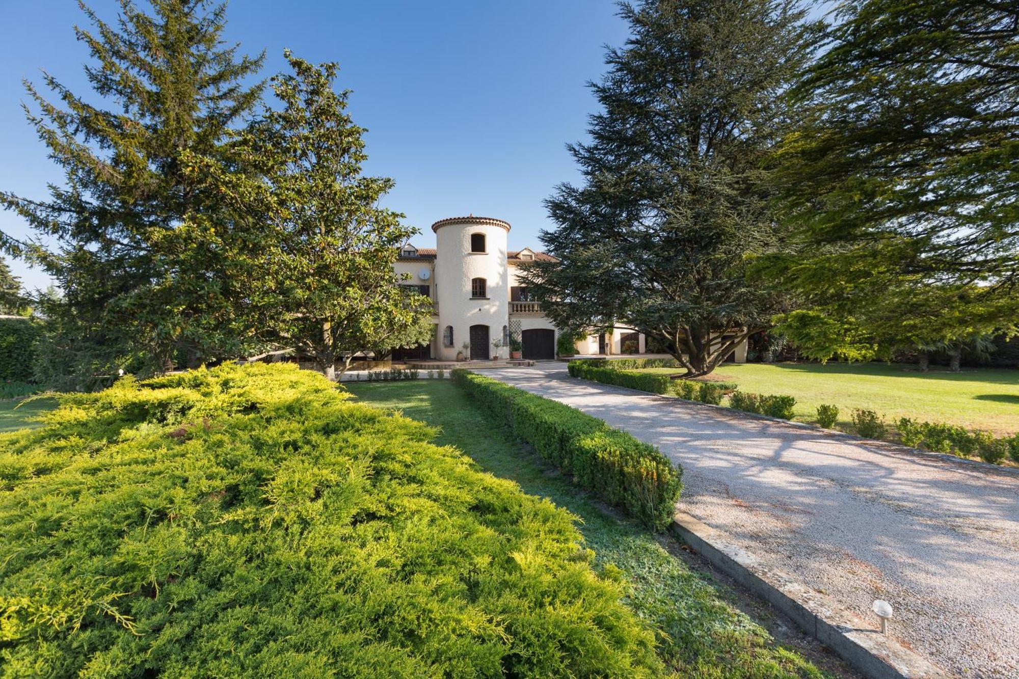 Villa Liberty Entraigues-sur-la-Sorgue Екстериор снимка