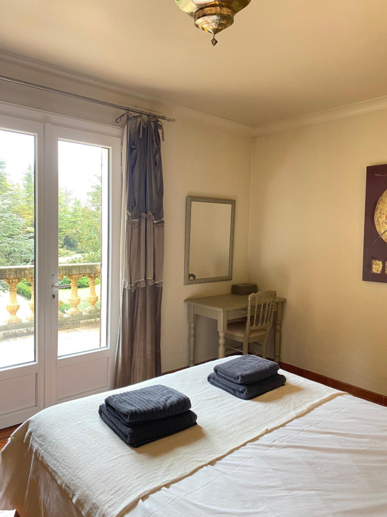 Villa Liberty Entraigues-sur-la-Sorgue Екстериор снимка